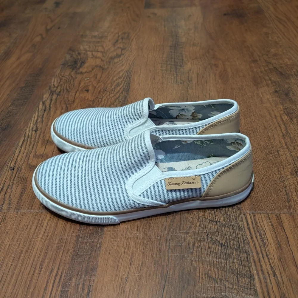 Tommy Bahama Women's Striped‎ Canvas Slip-On Sneakers 8.5